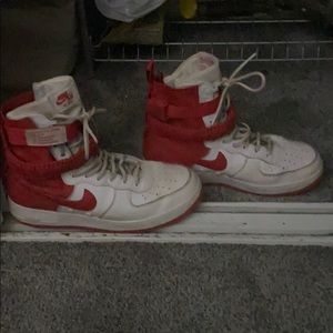 Nike sf track red high